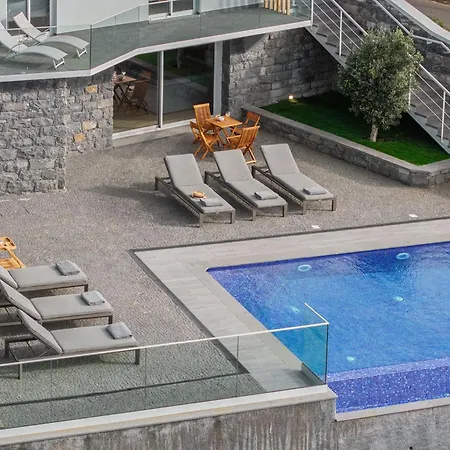 Semesterbostad With Pool And Sea View - Da Ribeira Da Vaca *