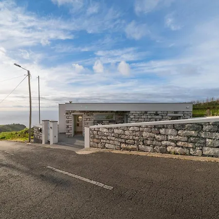 With Pool And Sea View - Da Ribeira Da Vaca * Calheta (Madeira)
