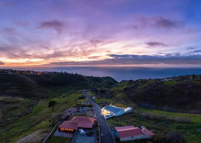 With Pool And Sea View - Da Ribeira Da Vaca 度假居 卡列塔