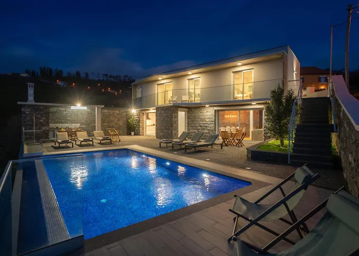 度假居 With Pool And Sea View - Da Ribeira Da Vaca