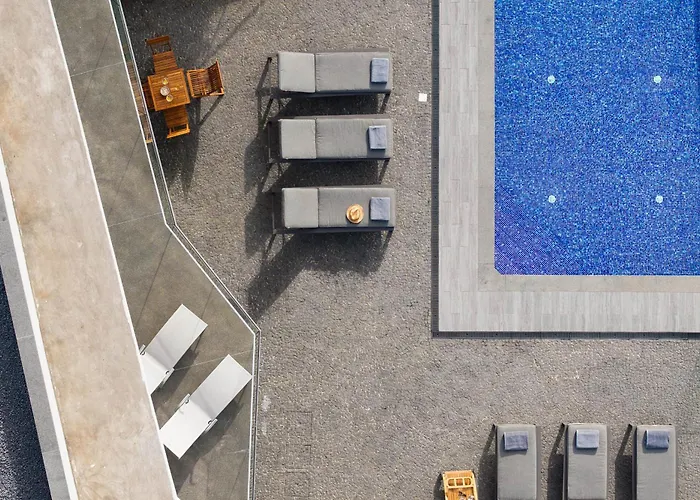 With Pool And Sea View - Da Ribeira Da Vaca 卡列塔