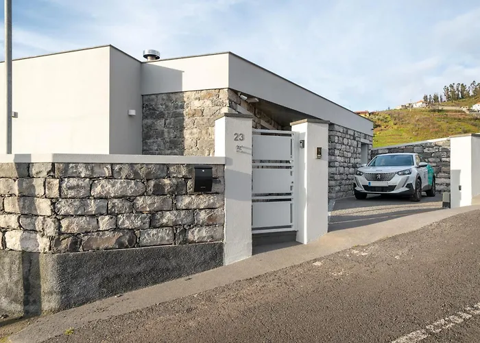 With Pool And Sea View - Da Ribeira Da Vaca 度假居 卡列塔