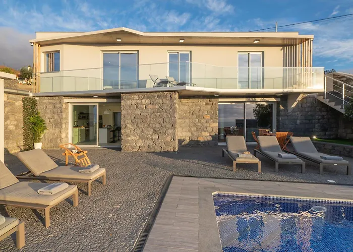 With Pool And Sea View - Da Ribeira Da Vaca Prázdninový dům