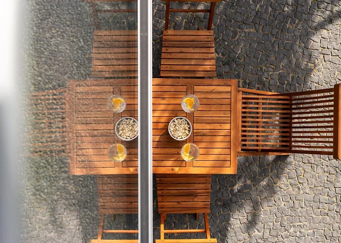 With Pool And Sea View - Da Ribeira Da Vaca * Calheta (Madeira)