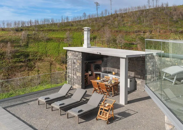 With Pool And Sea View - Da Ribeira Da Vaca Calheta (Madeira)